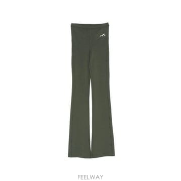 Balenciaga 26FW �߷��þư� ���뽺 A0023U TUVN7 2033 GREEN26FW �߷��þư� ���뽺 A0023U TUVN7 2033 GREEN
