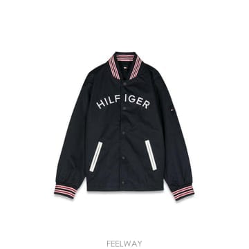 TOMMY HILFIGER 23SS Ÿ�����ǰ� arched ���� KB0KB08225KDW5 TP57053641123SS Ÿ�����ǰ� arched ���� KB0KB08225KDW5 TP570536411