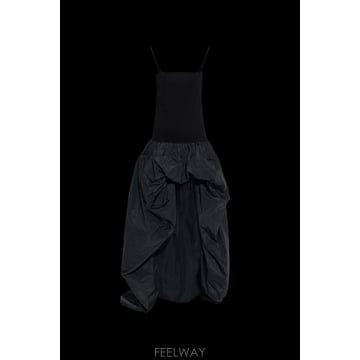 Stella McCartney 26SS ���ڶ� ��īƮ�� Asymmetrical �� �巹�� 6A06633DU3851000 TP5784015526SS ���ڶ� ��īƮ�� Asymmetrical �� �巹�� 6A06633DU3