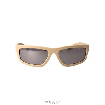 PRADA 26SS ����� 0PS 05ZS 0PS05ZSVHR20J TP57050019826SS ����� 0PS 05ZS 0PS05ZSVHR20J TP570500198