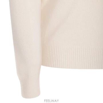 Malo 25FW MALO Malo Maglie Margherita UMC173F1B02C2720 TP5802153025FW MALO Malo Maglie Margherita UMC173F1B02C2720 TP58