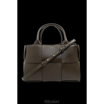 Bottega Veneta 24FW ���װ�����Ÿ ���װ�����Ÿ  Arco ����  ���� �� 709337VCQC23323 TP5780827224FW ���װ�����Ÿ ���װ�����Ÿ  Arco ����  ���� �� 709