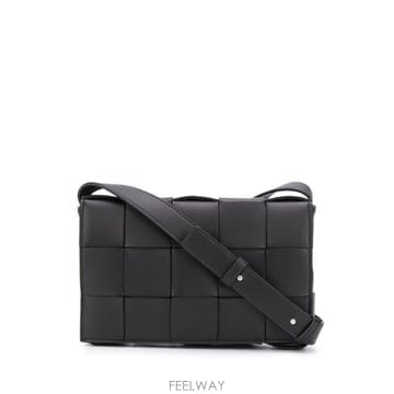 Bottega Veneta 25SS ���װ�����Ÿ cassette ī��Ʈ ��� �� 578004VMAY11229 TP57943659925SS ���װ�����Ÿ cassette ī��Ʈ ��� �� 578004VMAY11