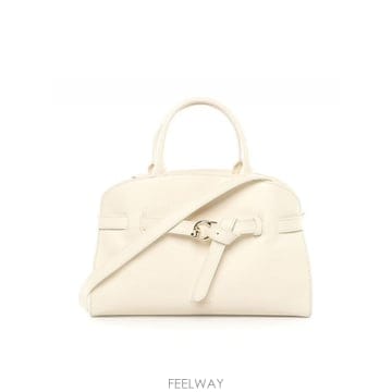 | Other Brand | 26SS COCCINELLE Borsa Sabine �̵�� Coccinelle in pelle E1TLA1826SS COCCINELLE Borsa Sabine �̵�� Coccinelle in pell