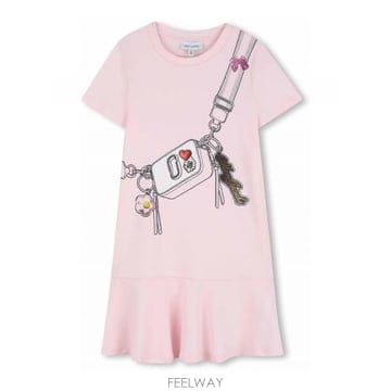 Marc Jacobs 26SS  �巹�� With ����Ʈ W60711475 TP57840702626SS  �巹�� With ����Ʈ W60711475 TP578407026
