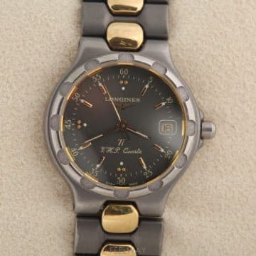 론진 콘퀘스트 Longines Conquest V.H.P. 티타늄 그레이 다이얼 여성용 쿼츠
