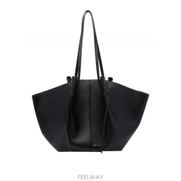| Other Brand | 26FW YUZEFI ���� ��� �� XLMOCHIPEBBLEGRAINLEATHERL034BLACK TP58026FW YUZEFI ���� ��� �� XLMOCHIPEBBLEGRAINLEATHERL034