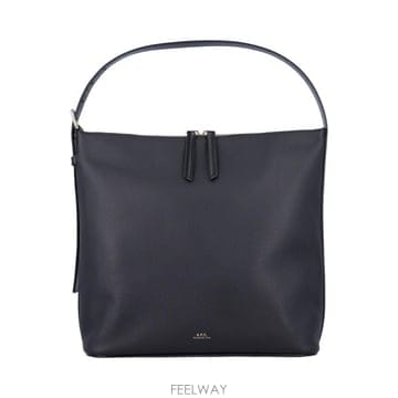 A.P.C. 26SS A P C  Vera ���� �� with adjustable strap F61902PXCBLLZZ T26SS A P C  Vera ���� �� with adjustable strap F61902P