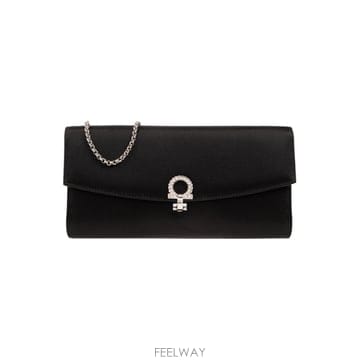 Ferragamo ��󰡸� 26FW ť�� ���� ��ġ�� �ΰ� ����� ���� 21-2966 0758976��󰡸� 26FW ť�� ���� ��ġ�� �ΰ� ����� ���� 21-296
