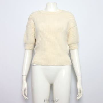 루이비통 1AGA72 아이보리 울 혼방 카우하이드 백로고 여성 니트 스웨터aa66853