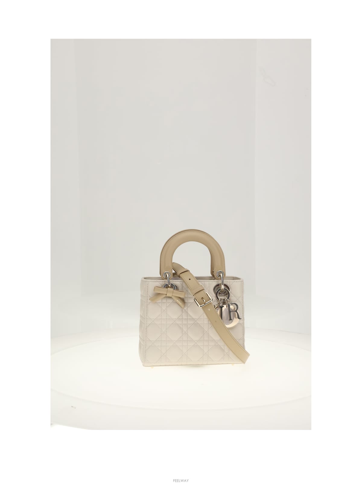 DIOR [B1] ũ������ ��� M0531OUQC ����� ũ�ν��� �ڵ�� ���� M0531OUQC38I[B1] ũ������ ��� M0531OUQC ����� ũ�ν��� �ڵ�� ��