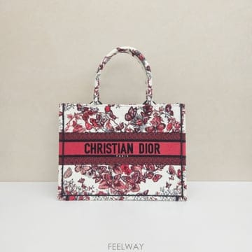 DIOR ��� �ö�� �ڼ� ����Ʈ �̵����� �ö�� �ڼ� ����Ʈ �̵��