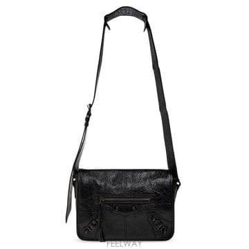 Balenciaga 26FW �߷��þư� �� ��Ƽ �÷� ũ�ν��� 873173 2ABEK 100026FW �߷��þư� �� ��Ƽ �÷� ũ�ν��� 873173 2ABEK 100