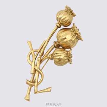 Saint Laurent ���ζ� Brooch in the ������ of a �ΰ� with a floral motif A000FXY150���ζ� Brooch in the ������ of a �ΰ� with a floral mo