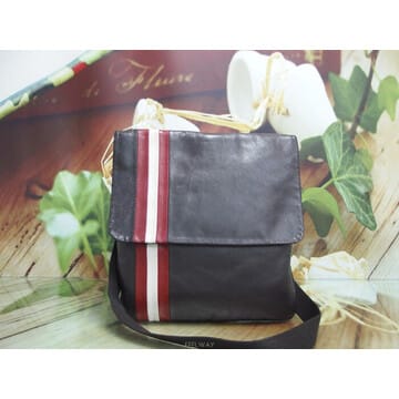 BALLY �������� �߸� ���� ������ ����� ũ�ν��� ��ǰ �߰����� ��ǰ 53107�������� �߸� ���� ������ ����� ũ�ν��� ��ǰ �߰���
