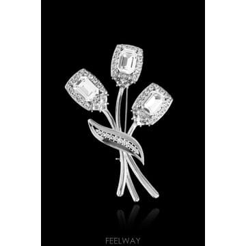 Dolce&Gabbana 26FW ��ü�ذ��ٳ� Brooch with shimmering ũ����Ż WPS1F8W1111G1012 TP526FW ��ü�ذ��ٳ� Brooch with shimmering ũ����Ż WPS1