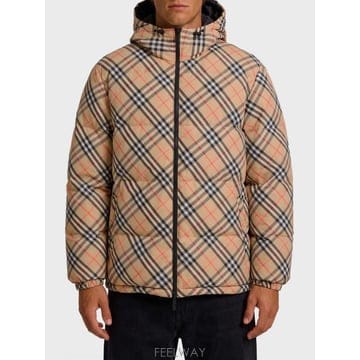 26FW Burberry Reversible Snowdonia 체크 다운 자켓 8131878B9368 TP5