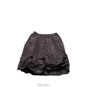 당일배송 프라다 테크니컬 태피터 스커트