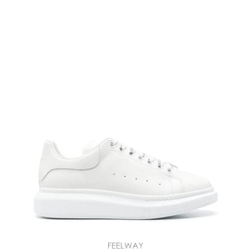 당일배송 Alexander McQueen 오버사이즈 레더 스니커즈