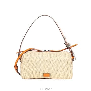 | Other Brand | ���Ϲ�� PINKO �ΰ� ��ġ ũ�ν� ����Ϲ�� PINKO �ΰ� ��ġ ũ�ν� ��
