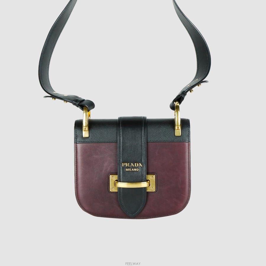 PRADA [�Ƹ�����] ����� ���̿��Ͼ� ���ǾƳ� �����1BD074[�Ƹ�����] ����� ���̿��Ͼ� ���ǾƳ� �����1BD074