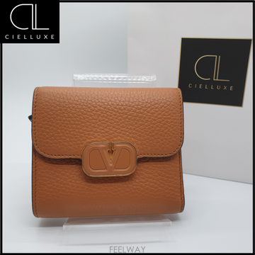 Valentino �߷�Ƽ�� ����ٴ� ���̷ΰ� ������ (ī��)�߷�Ƽ�� ����ٴ� ���̷ΰ� ������ (ī��)