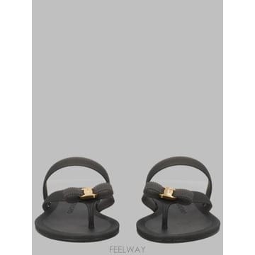 Ferragamo 26FW ����䷹ ��󰡸� ���� 794396 01L859002 BLACK26FW ����䷹ ��󰡸� ���� 794396 01L859002 BLACK