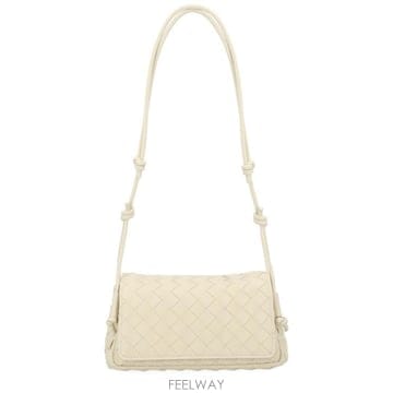 Bottega Veneta 26FW ���װ�����Ÿ �������� ũ�ν��� 843893 VCPP09197 IVORY26FW ���װ�����Ÿ �������� ũ�ν��� 843893 VCPP09197 I
