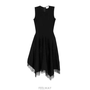 Alexander Mcqueen 26FW �˷���� ���� �̵� ���ǽ� 876691 Q1BH71000 BLACK26FW �˷���� ���� �̵� ���ǽ� 876691 Q1BH71000 BLACK