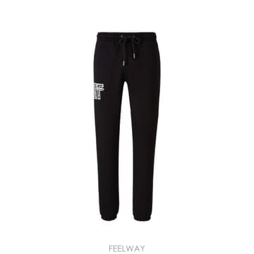 Off White 26FW ����ȭ��Ʈ ��Ʈ����Ʈ ���� 44MCH057F26F003 001 BLACK26FW ����ȭ��Ʈ ��Ʈ����Ʈ ���� 44MCH057F26F003 001 BL