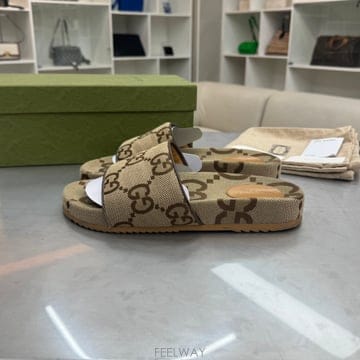 GUCCI ���� GG ĵ���� �����̵� �����۱��� GG ĵ���� �����̵� ������