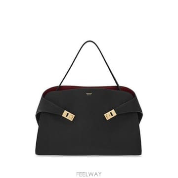 Ferragamo 26FW ����䷹ ��󰡸� ��Ʈ�� 219939 781693006 BLACK26FW ����䷹ ��󰡸� ��Ʈ�� 219939 781693006 BLACK