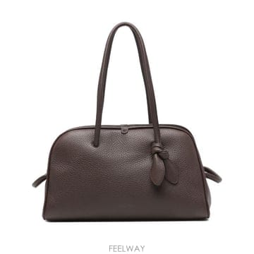 Jacquemus 26FW ��ũ���� �������� ����Ʈ ������ BAU00417D AC03A03880 BROWN26FW ��ũ���� �������� ����Ʈ ������ BAU00417D AC03A03
