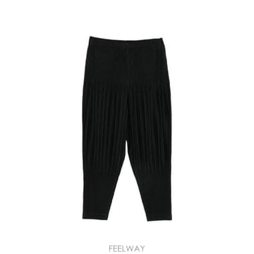 Issey Miyake 26FW �ȹ� �ø��� �̼��� �̾��� ��Ʈ����Ʈ ���� HP68JF551 15 BLACK26FW �ȹ� �ø��� �̼��� �̾��� ��Ʈ����Ʈ ���� HP68JF5