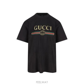 GUCCI 26FW ���� �ΰ� ����Ʈ ��ư ���� ��ũ Ƽ���� 865015 XJHUF1152 BLACK26FW ���� �ΰ� ����Ʈ ��ư ���� ��ũ Ƽ���� 865015 XJH