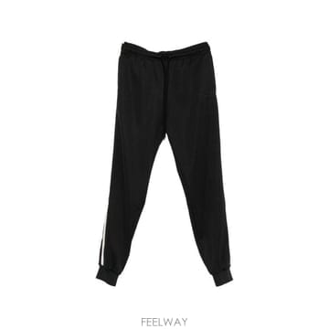 26FW MM6 메종마르지엘라 스트레이트 팬츠 SH0KA0076 M20217900 BLACK