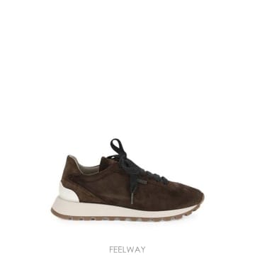 26FW 브루넬로 쿠치넬리 샤이니 탭 디테일 스웨이드 러닝 스니커즈 MZSFG2110P C9885 BROWN
