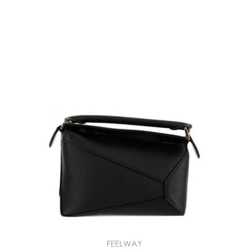 26FW 로에베 소프트 그레인드 카프스킨 미니 퍼즐 엣지백 A510P88 X601100 BLACK