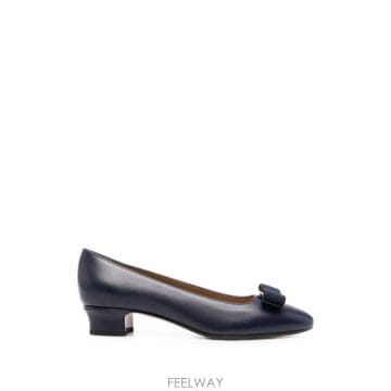 Ferragamo 26FW ����䷹ ��󰡸� �� ������ 01L056 794853006 NAVY26FW ����䷹ ��󰡸� �� ������ 01L056 794853006 NAVY
