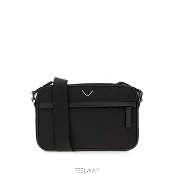 Armani 26FW �������� �Ƹ����� ũ�ν��� EM001803 AF28784UC001 BLACK26FW �������� �Ƹ����� ũ�ν��� EM001803 AF28784UC001 