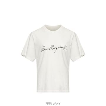 MM6 26FW MM6 �������������� ���� Ƽ���� S52GC0368 M20258101 WHITE26FW MM6 �������������� ���� Ƽ���� S52GC0368 M2025810