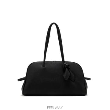 Jacquemus 26FW ��ũ���� �������� ����Ʈ ������ BAU00417D AC03A03990 BLACK26FW ��ũ���� �������� ����Ʈ ������ BAU00417D AC03A03