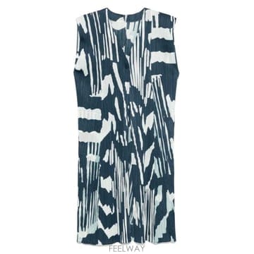 Issey Miyake 25SS �ø����ø��� ����� PP56JE703 77 Blue25SS �ø����ø��� ����� PP56JE703 77 Blue
