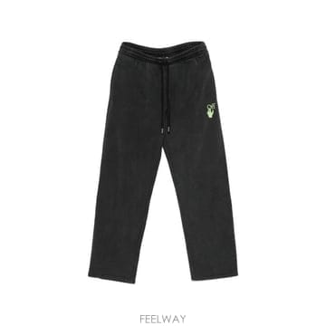 Off White 26FW ����ȭ��Ʈ ��Ʈ����Ʈ ���� OMCH05AF26FLE0 0100 BLACK26FW ����ȭ��Ʈ ��Ʈ����Ʈ ���� OMCH05AF26FLE0 0100 BL