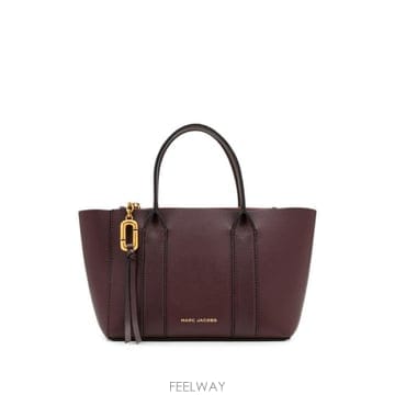 Marc Jacobs 26FW ��ũ�����߽� ��Ʈ�� 2F6HTT008H01 935 BORDEAUX26FW ��ũ�����߽� ��Ʈ�� 2F6HTT008H01 935 BORDEAUX