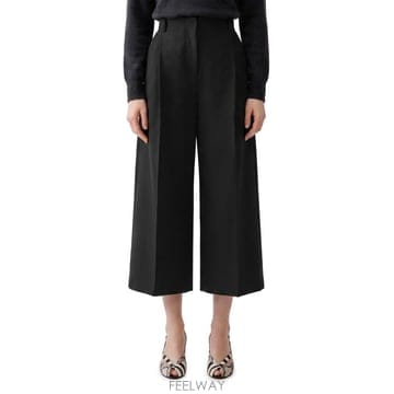 Jacquemus 26FW ��ũ���� ��Ʈ����Ʈ ���� PAW00677 BLACK26FW ��ũ���� ��Ʈ����Ʈ ���� PAW00677 BLACK