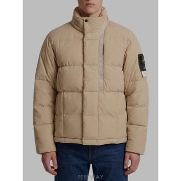 Stone Island 26FW ���� ���Ϸ��� �ƿ��� L2S154100046 BEIGE26FW ���� ���Ϸ��� �ƿ��� L2S154100046 BEIGE