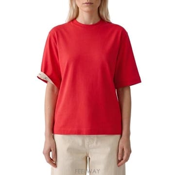 Jacquemus 26FW ��ũ���� ���� Ƽ���� TSW00588 RED26FW ��ũ���� ���� Ƽ���� TSW00588 RED