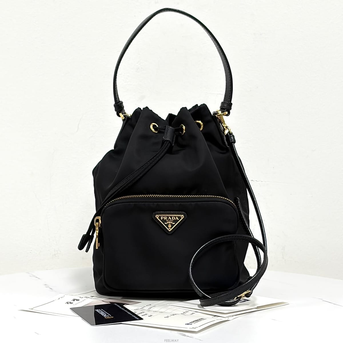 PRADA [�����Ϸ�] ����� ���Ϸ� �ﰢ�ΰ� �࿧ ��Ŷ�� ����[�����Ϸ�] ����� ���Ϸ� �ﰢ�ΰ� �࿧ ��Ŷ�� ����
