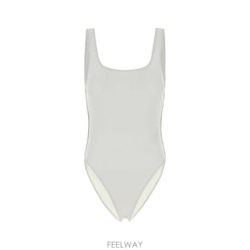 Burberry 26SS ������ ��Ű�� ������ 8126402 B7078 White26SS ������ ��Ű�� ������ 8126402 B7078 White